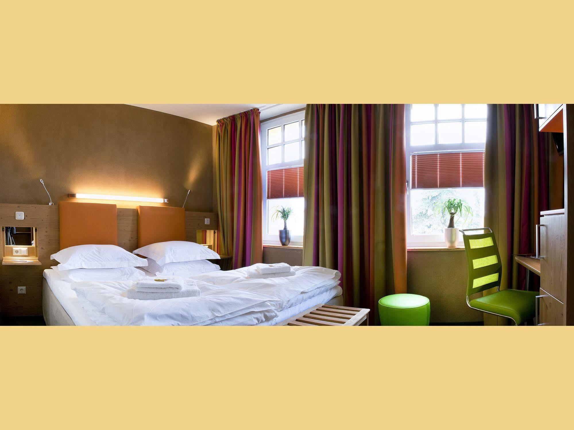 Sonn'Idyll Hotel & Saunalandschaft Rathenow Exterior photo
